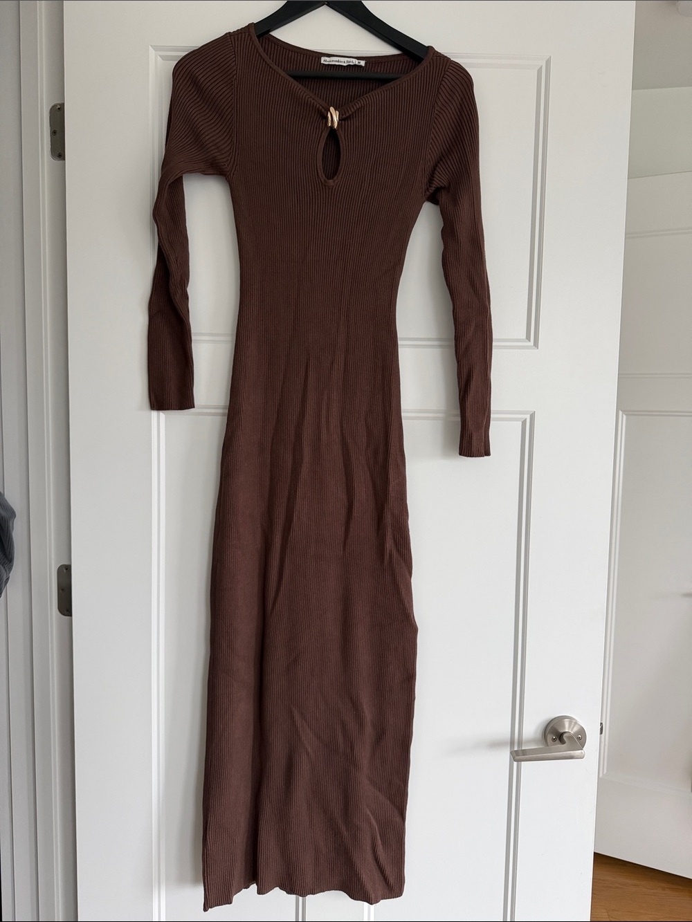 Abercrombie & Fitch Hardware Keyhole Maxi Sweater Dress M Brown, No sign of wear - Picture 9 of 11